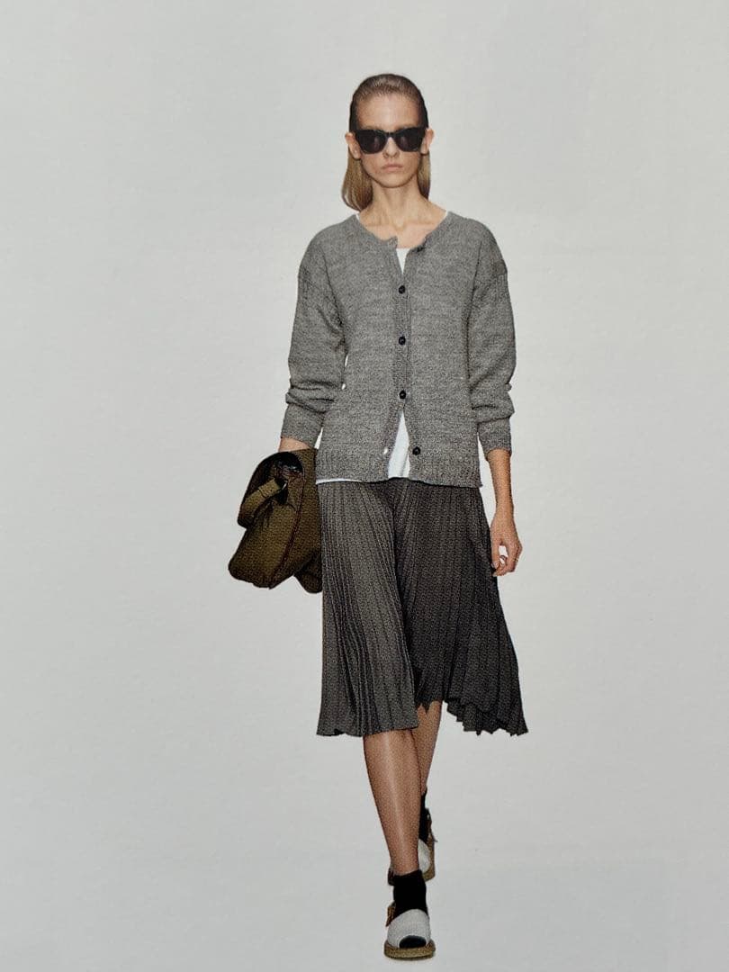 マーガレットハウエル　リネンカーディガン　グレー