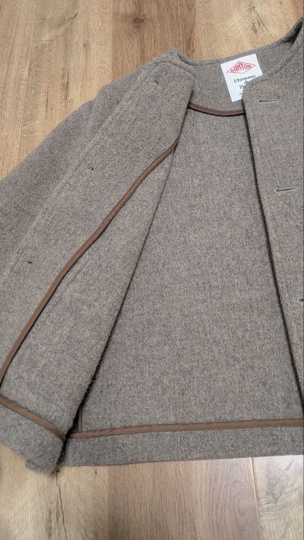 ウールライトパイル カラーレスジャケット