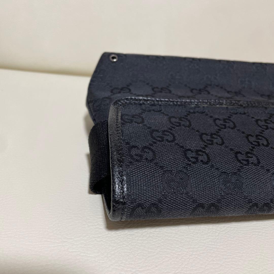 ブラック GUCCI GGパターン ボディバッグ