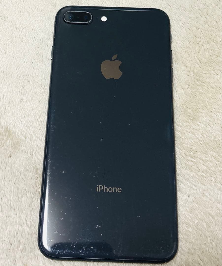 iPhone 8 Plusスペースグレイ 64GB SIMフリー