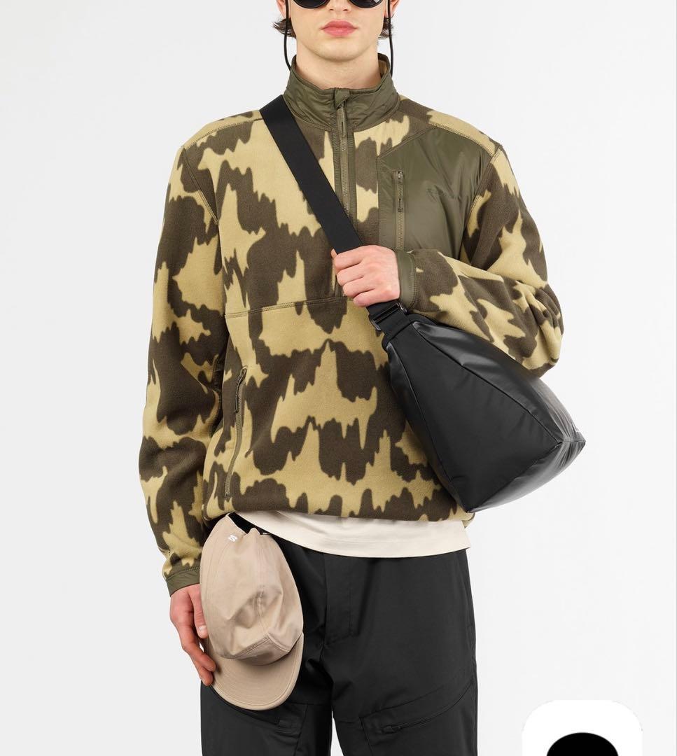 新品同様！SALOMON＊ショルダーバッグ S 15L LC2723400-13