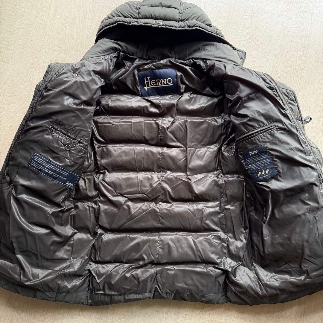 【高級⭐️軽量⭐️定価15万】Henro n-3b ダウンジャケット　ヘルノ　カーキ