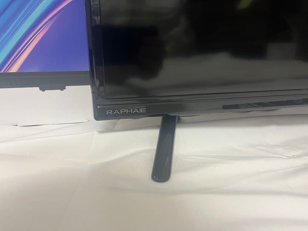RAPHAIE 32V型 HD液晶テレビ