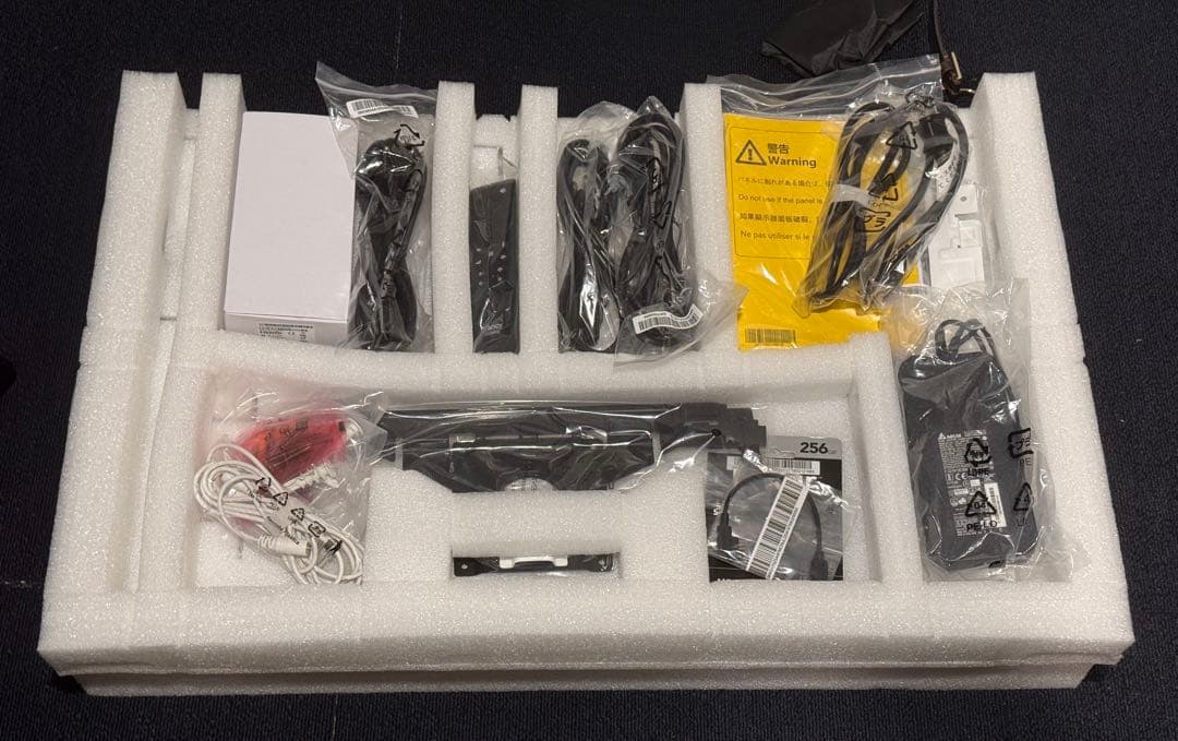 【極美品】JOLED 国産 有機EL 4k 27型モニター glancy