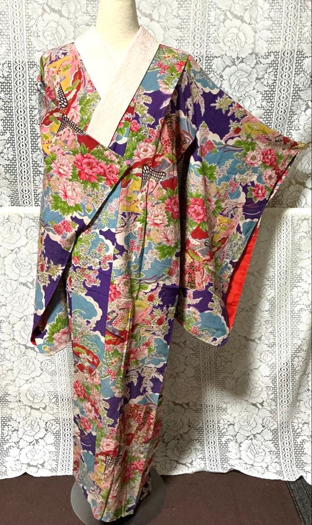 【アンティーク・大正ロマン】鮮やかな総柄の長襦袢　正絹　希少　A511