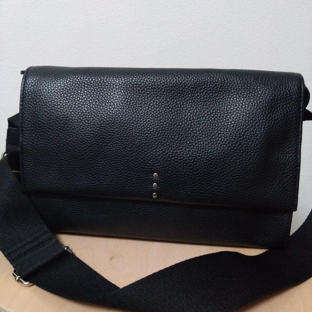 ear PAPILLONNER ワイドテープ ショルダーバッグ　ブラック