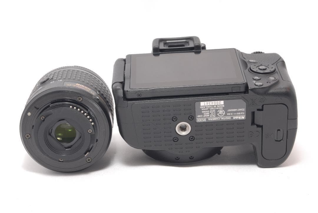 ⭐️Wi-Fi搭載＆手ぶれ補正⭐️Nikon D5300　ニコン　デジタル一眼