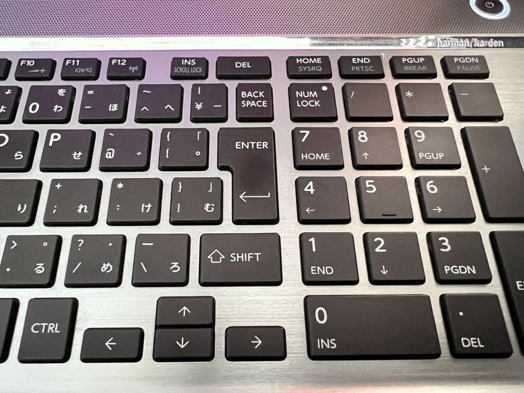 TOSHIBA dynabook / Core i7 17.3型ワイド 1TB