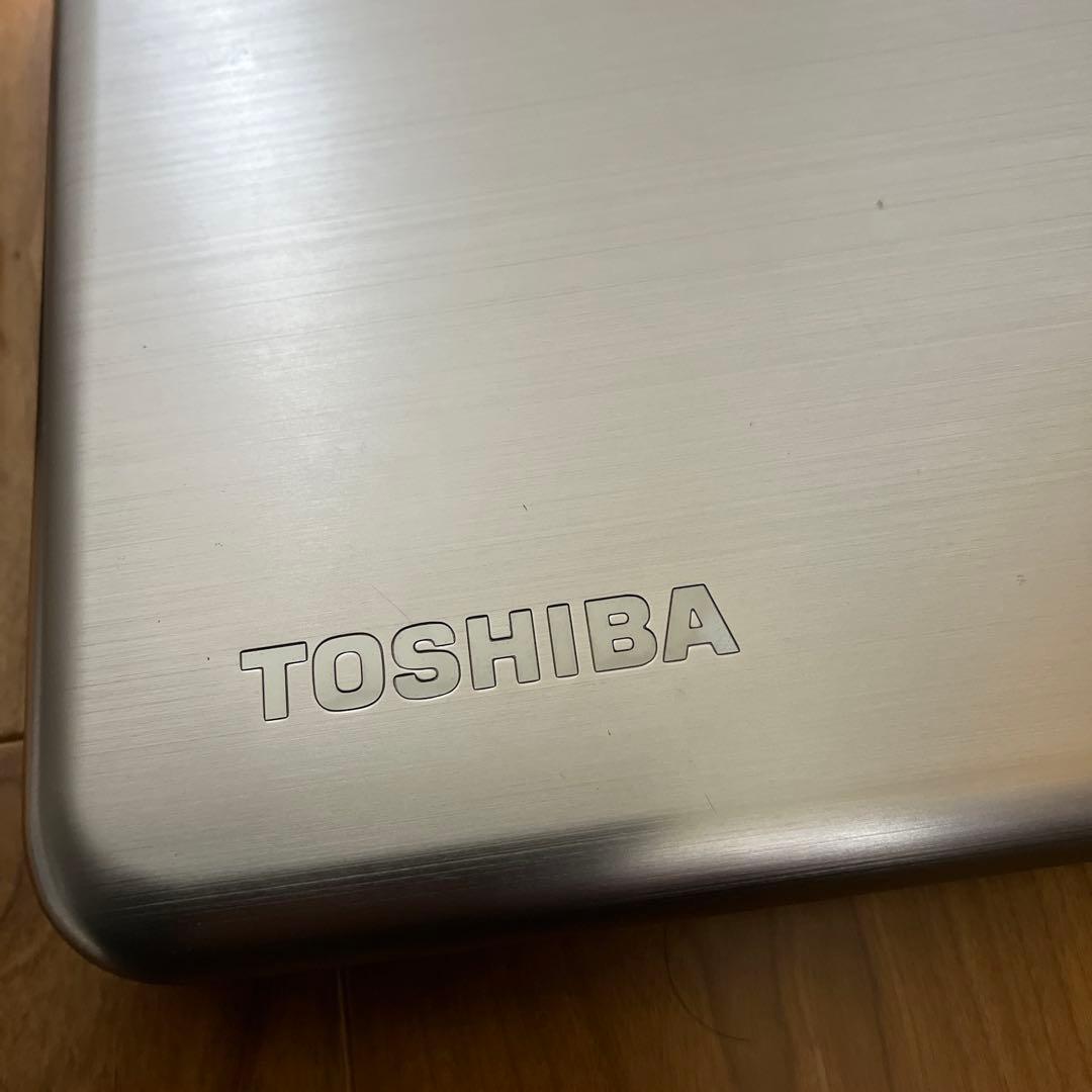 TOSHIBA dynabook / Core i7 17.3型ワイド 1TB