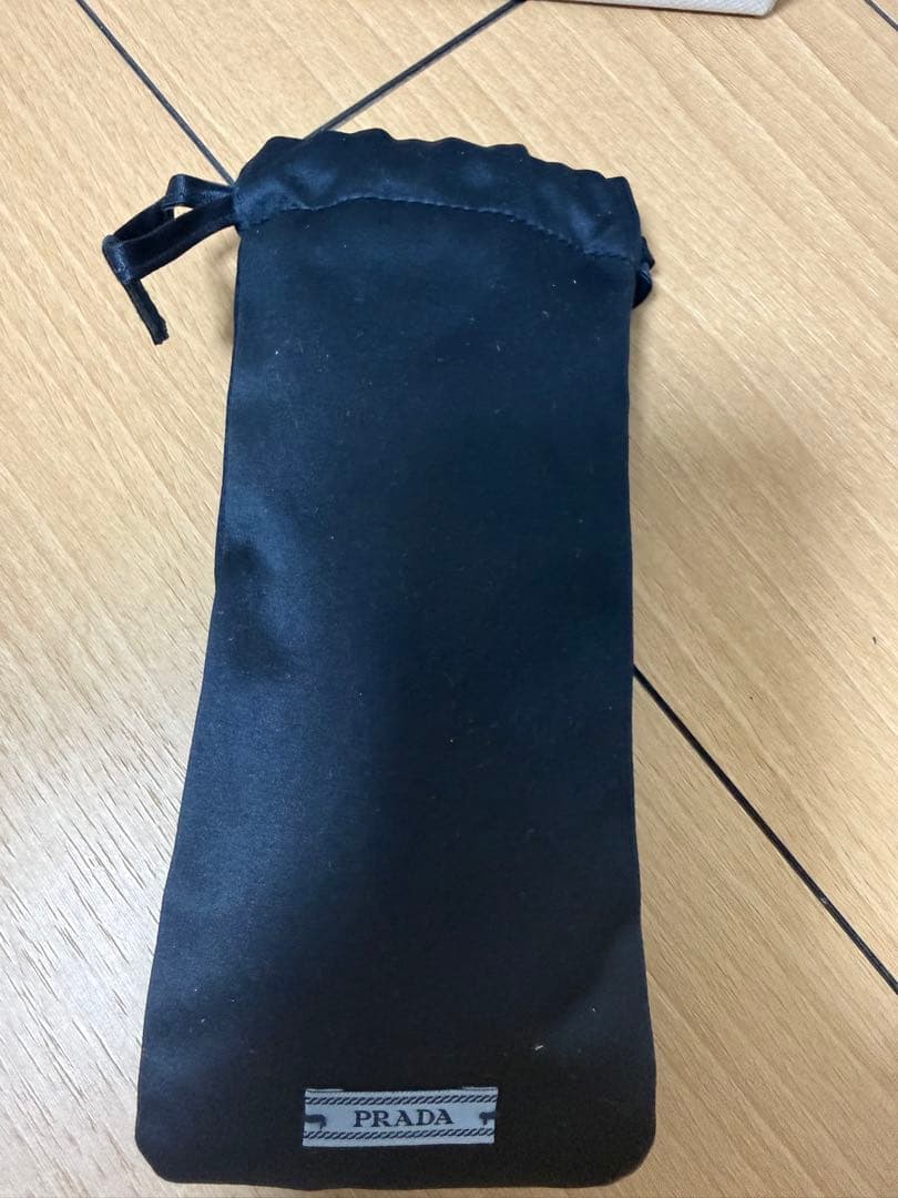 PRADA サングラス