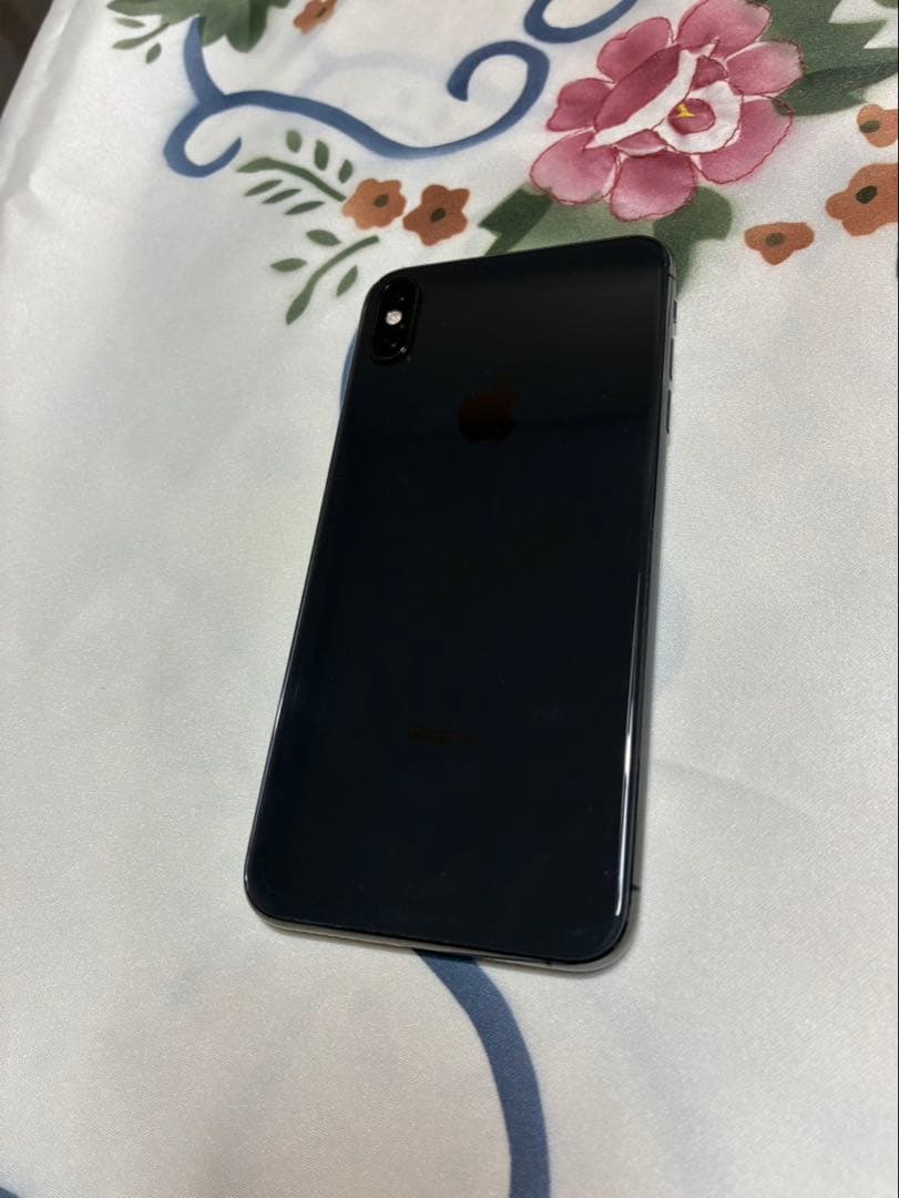 iPhone XS MAX 256GB SIMフリー