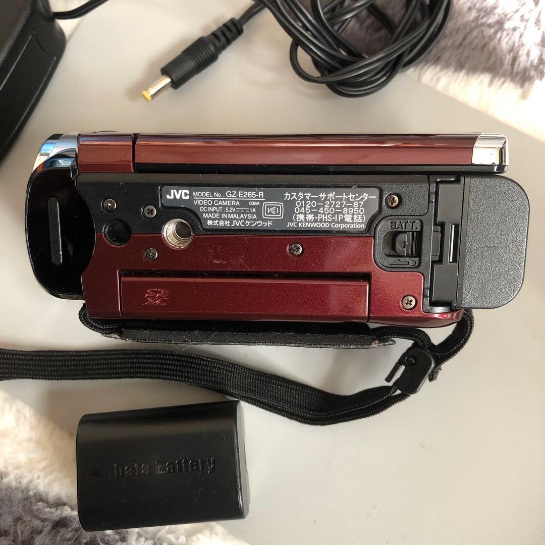 Everio ビデオカメラ　GZ-E265-R