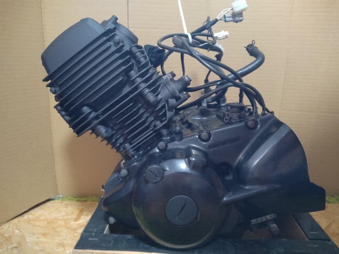 TW200 BA-DG07J　エンジン