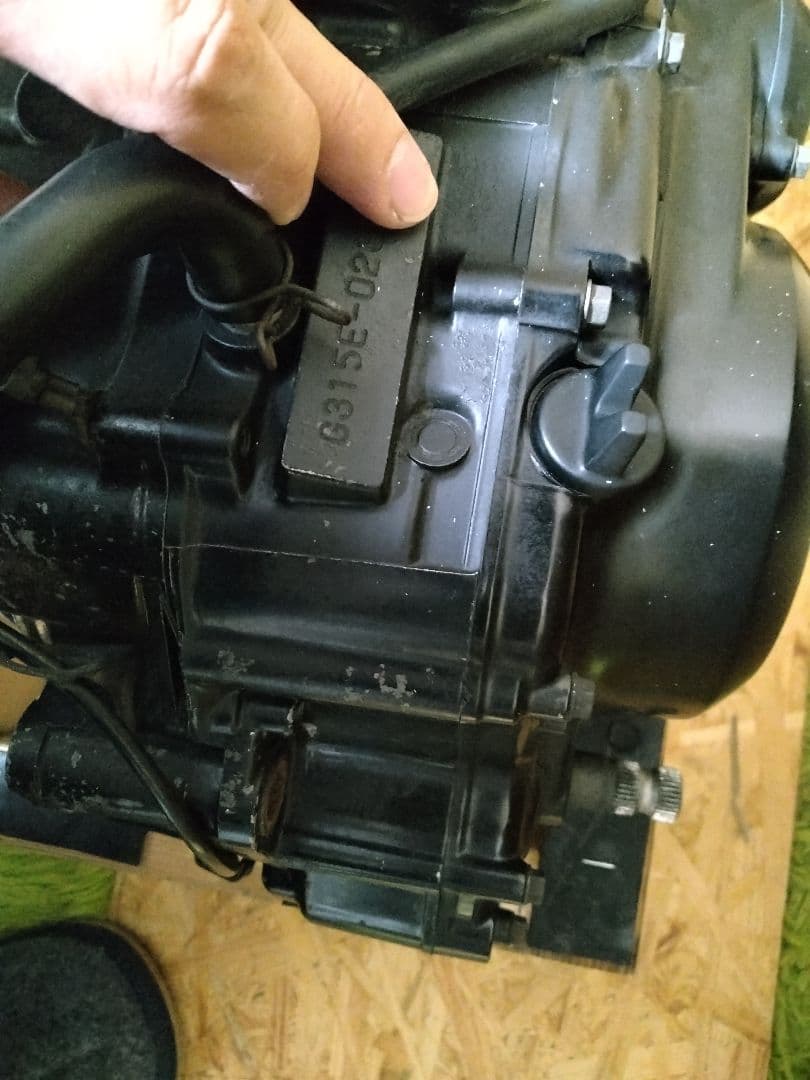 TW200 BA-DG07J　エンジン