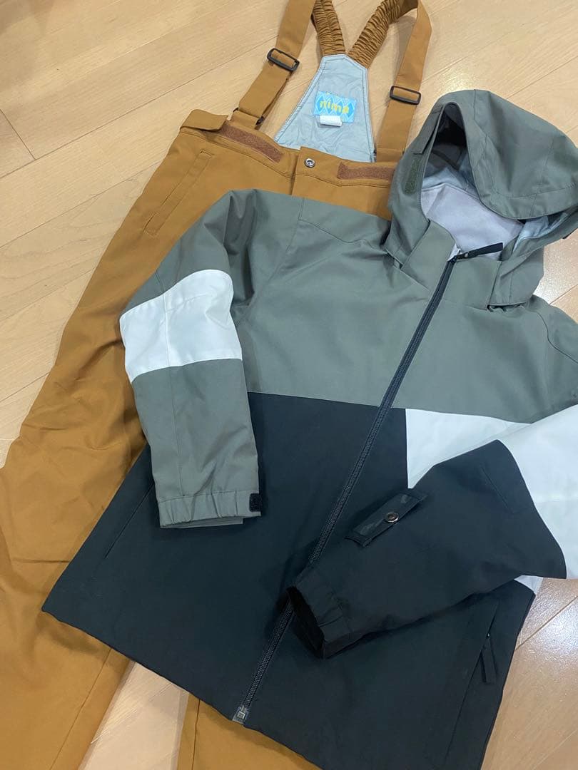 土日限定値下げ中！ 美品！nima スキーウェア 子供用 160