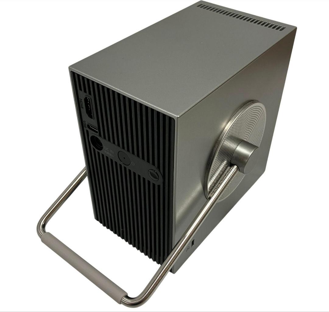 4K最大120インチ。超小型プライベートシアター｜LG CineBeam Q