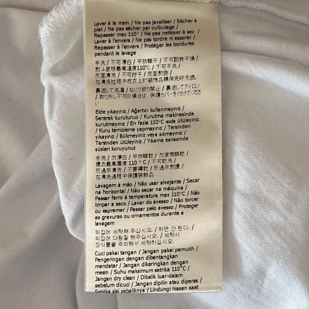 お値下げ‼️FENDIフェンディ.Ｔシャツ