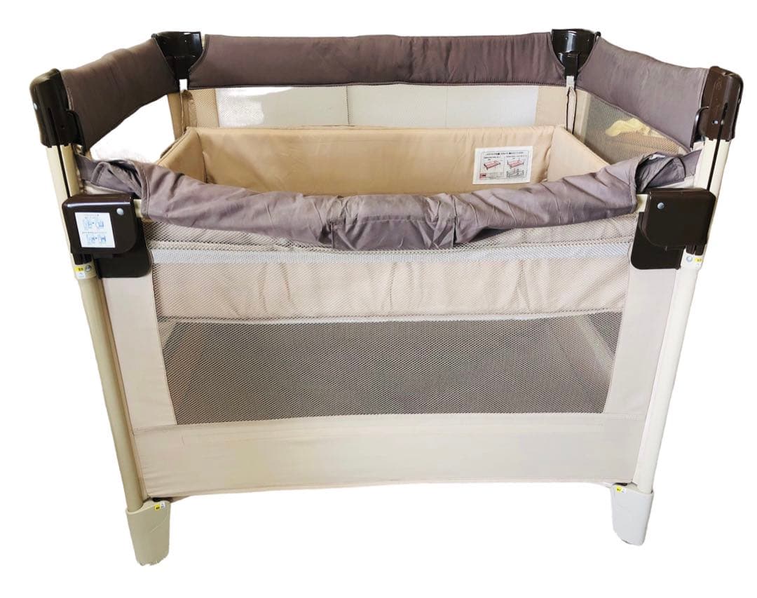 アップリカ　ベビーベッド　プレイヤード　ココネルエアー