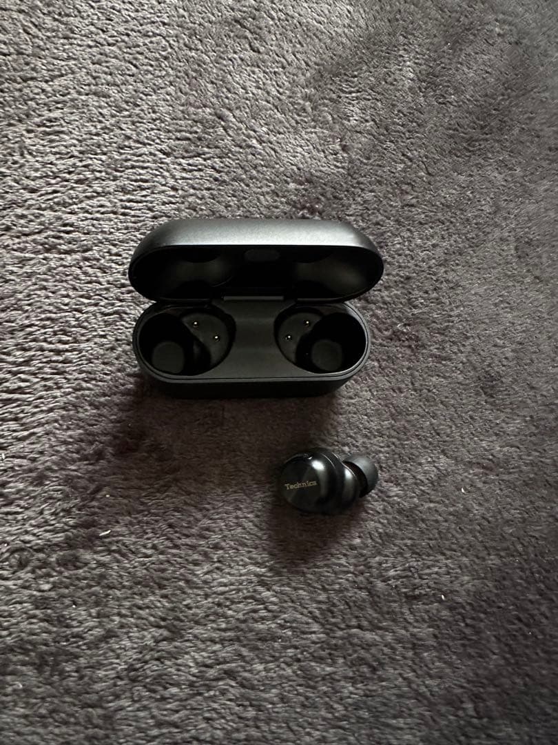 Technics az-100ワイヤレスイヤホン ブラック　右のみ
