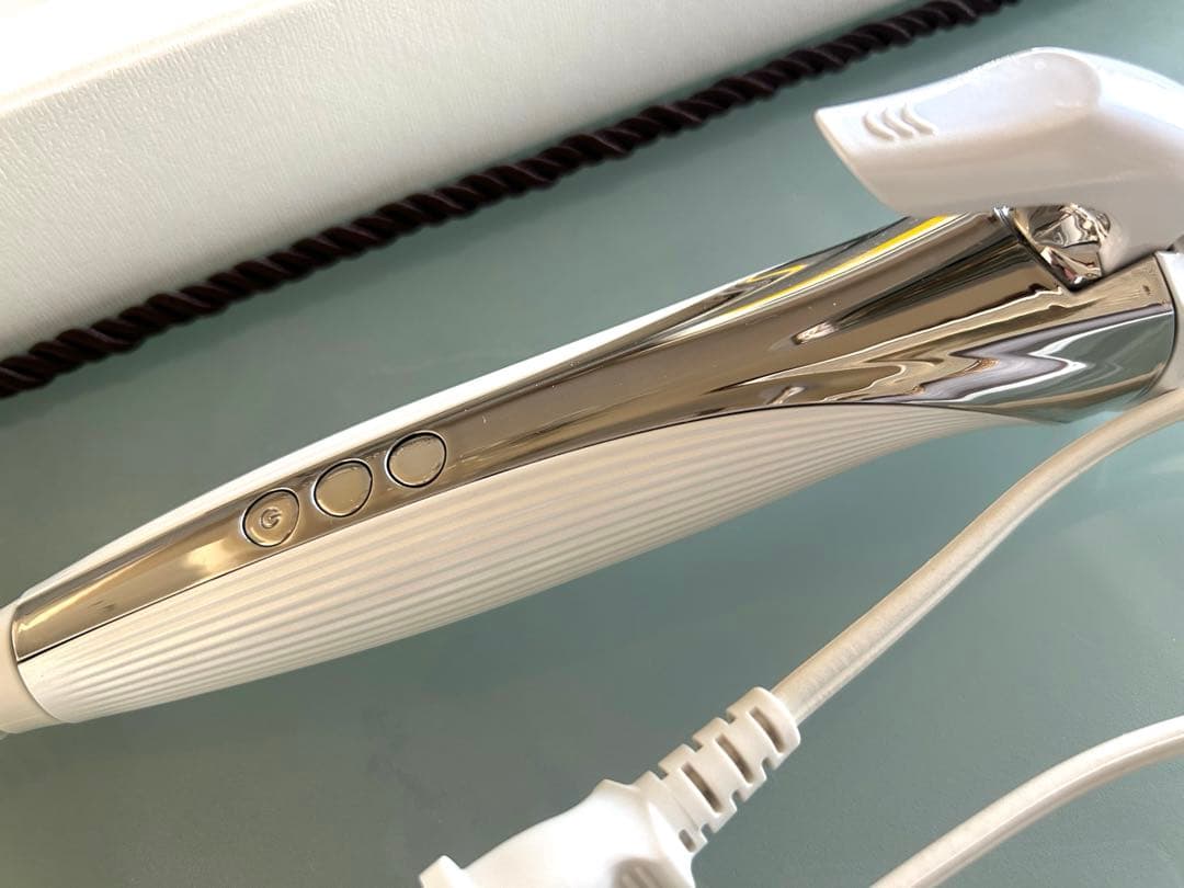 ♡N⭐︎♡美品♡ ReFa ホワイトカールヘアアイロン26mm