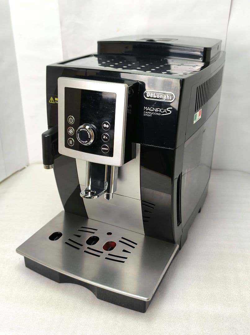 デロンギ　マグニフィカSカプチーノ　全自動コーヒーマシンECAM23260SB