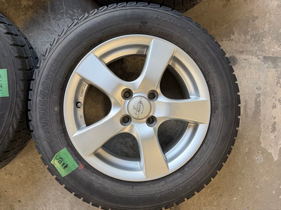 タンク パッソ 4穴のカローラ等に　スタッドレスタイヤ付きホイール