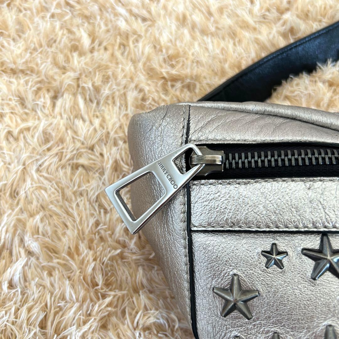 極美品✨ ジミーチュウ デリー スタースタッズ レザー ボディバッグ シルバー