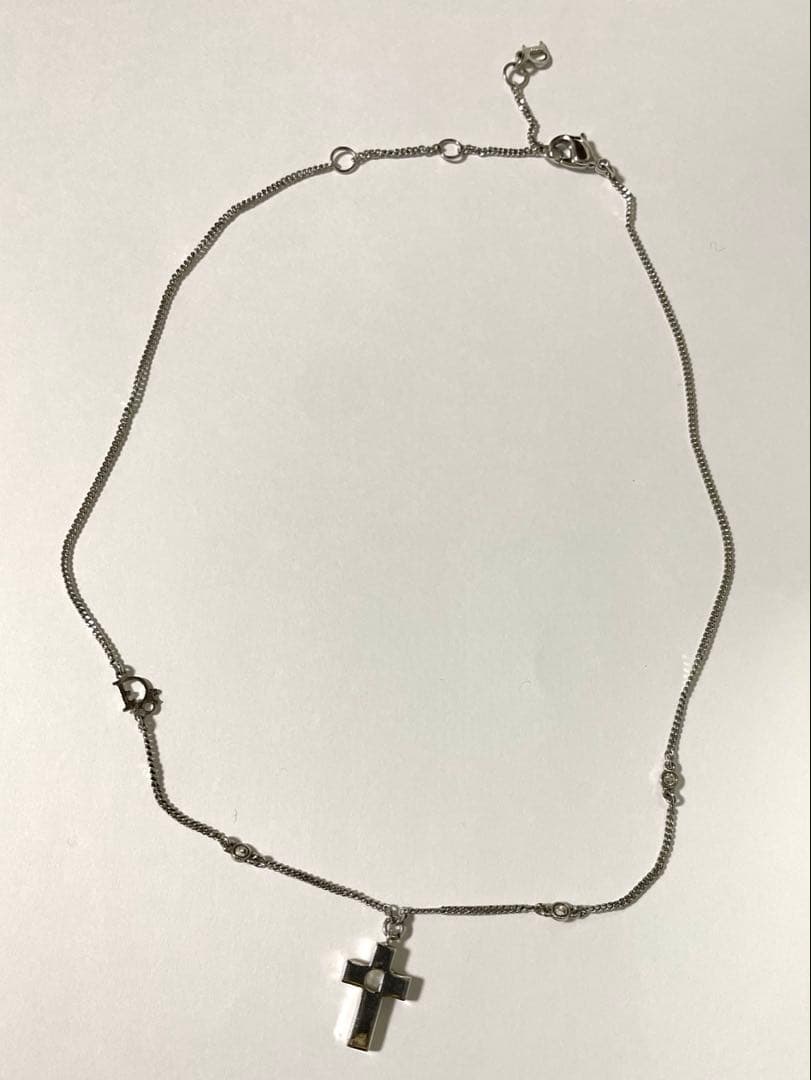 ディオール　Dior クロスモチーフネックレス　シルバー