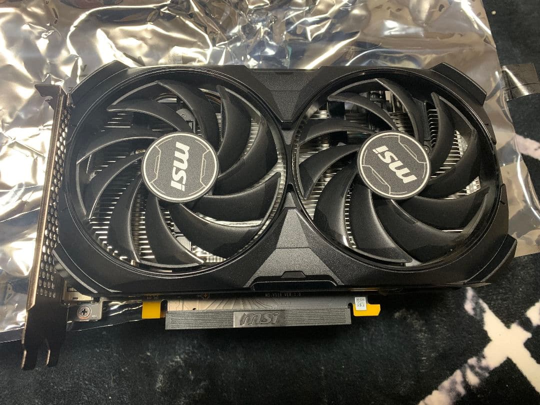 グラフィックボード・グラボ・ビデオカード MSI GeForce RTX 4060 Ventus2X Black OC