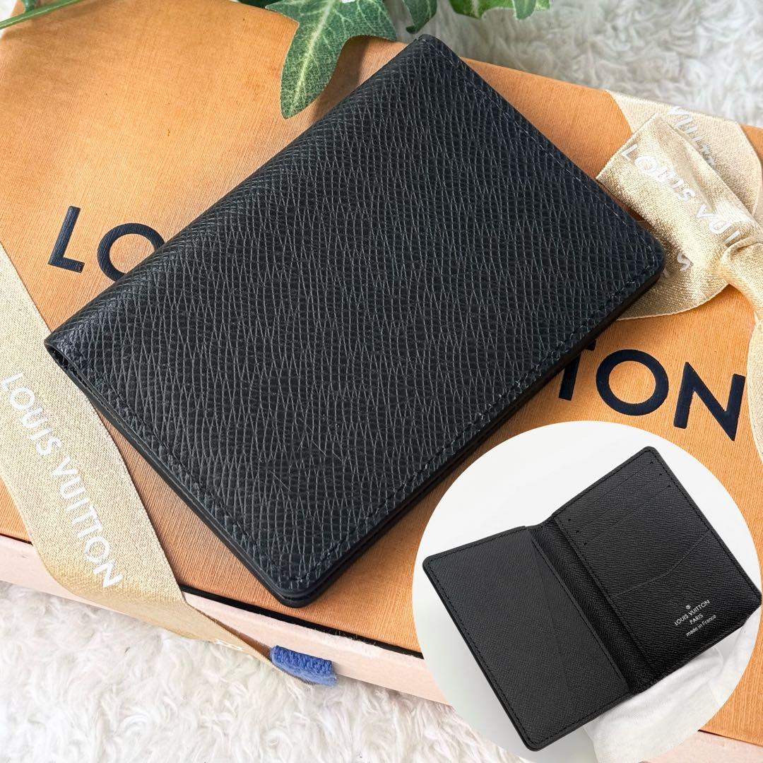 ✨超極美品✨ルイヴィトン タイガ 名刺 カード入れ LVロゴ ブラック 黒 牛革