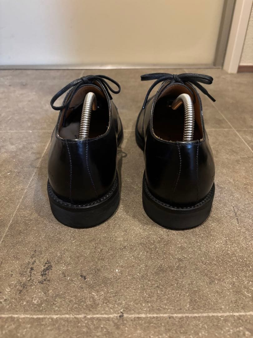 黒 レザー レースアップシューズ
