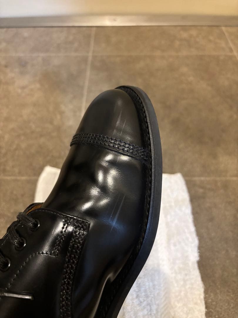 黒 レザー レースアップシューズ