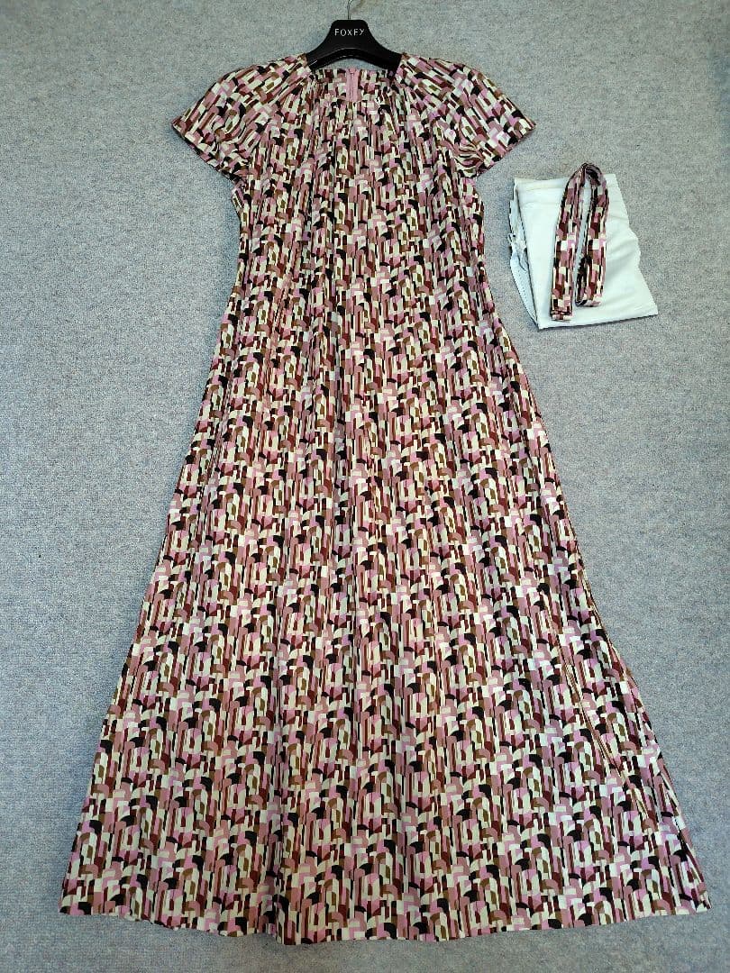 新品マッキントッシュロンドン　ウェーブプリントワンピースＭピ75900円サンプル