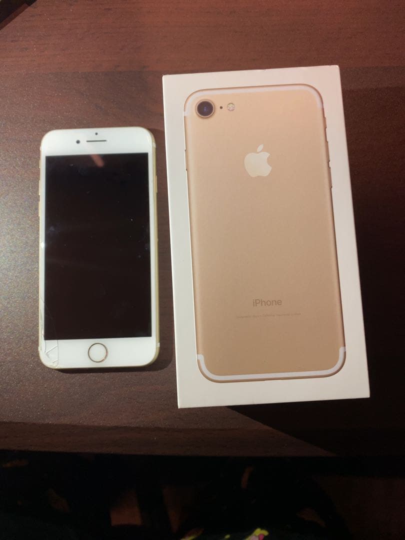 【箱付き・美品】iPhone7 128GB ローズゴールド Wi-Fi繋げて使用