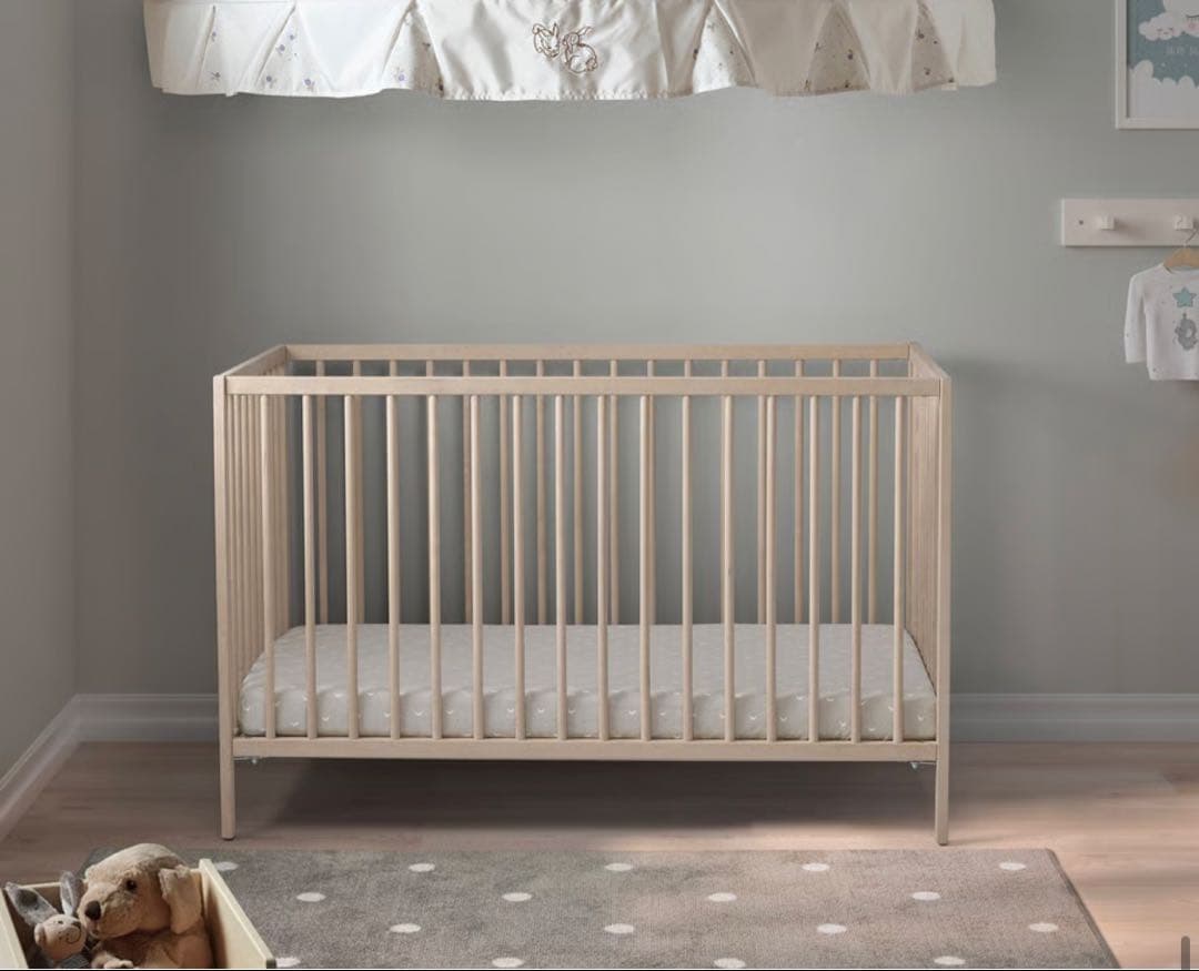 【IKEA】ベビーベッド　スニーグラル　＆　プルッティング　セット