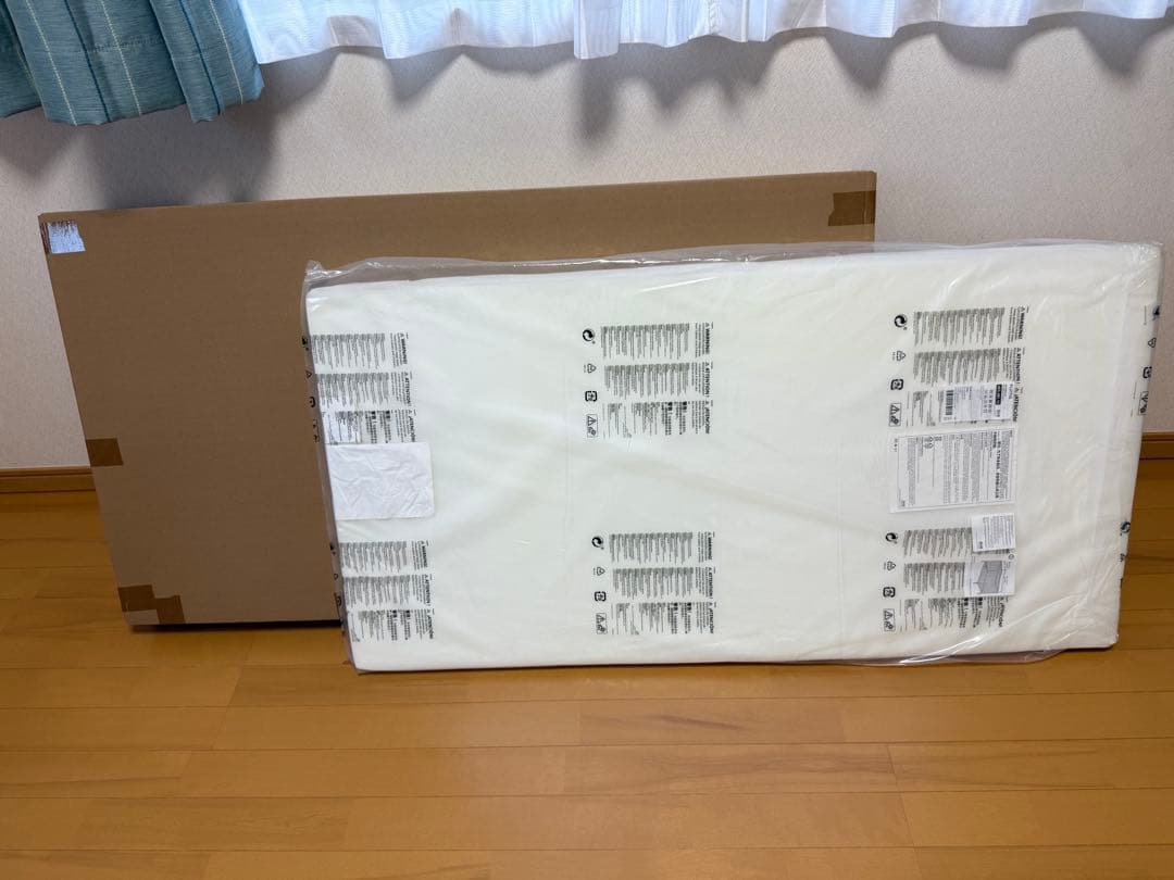 【IKEA】ベビーベッド　スニーグラル　＆　プルッティング　セット