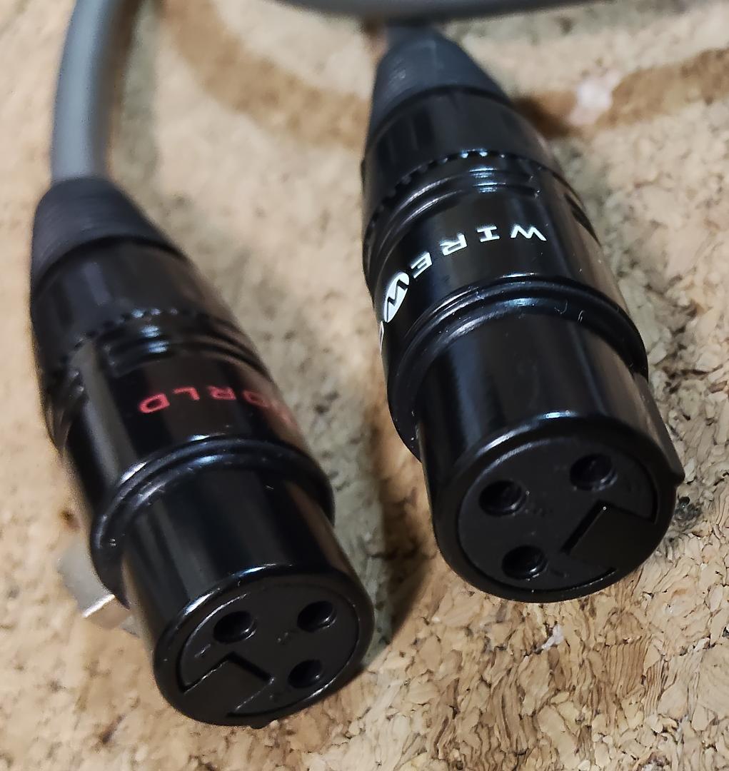 ☆美品☆WireWorld Equinox 8 XLR/1.5m 7N超高純度銅