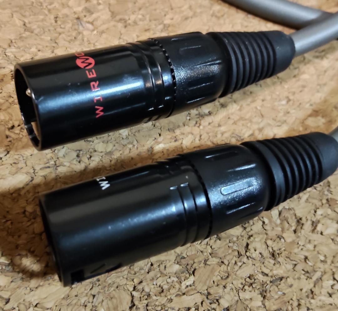 ☆美品☆WireWorld Equinox 8 XLR/1.5m 7N超高純度銅