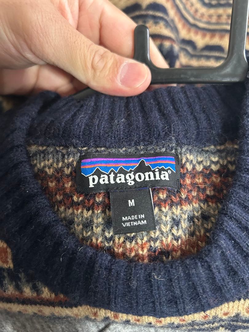 patagonia リサイクルウールセーター
