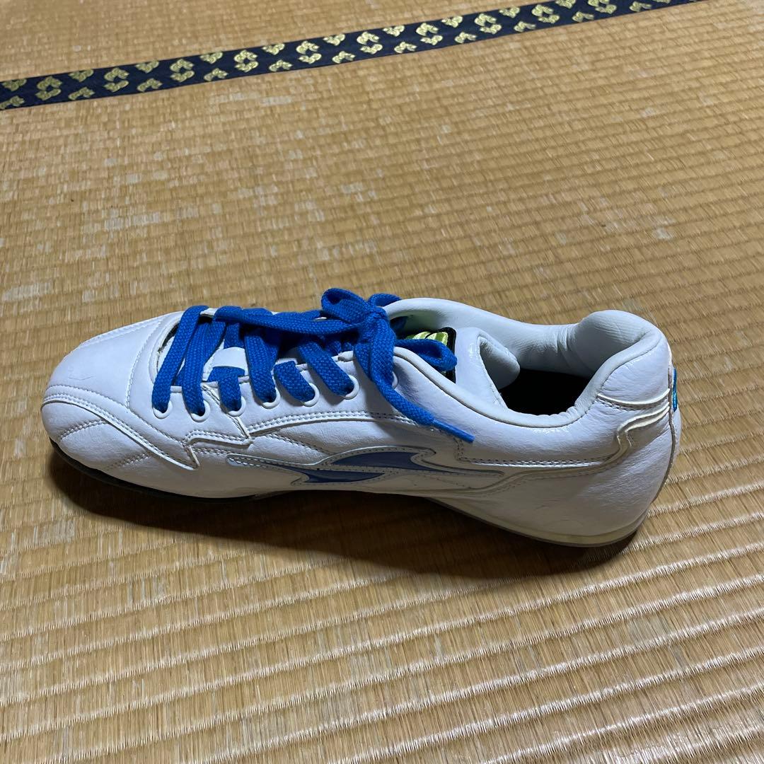 西武ライオンズ中村剛也選手サイン入りシューズ