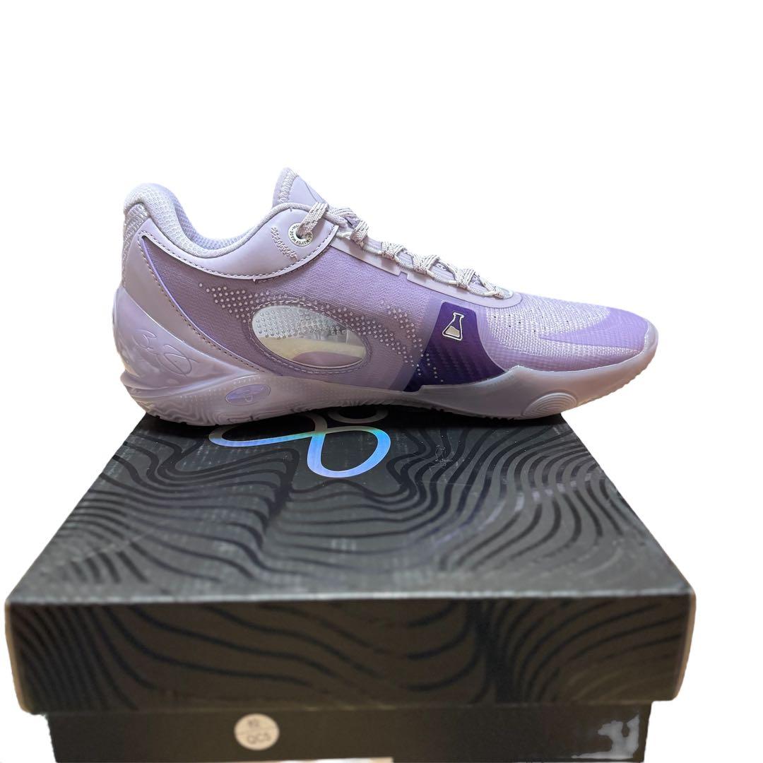 LI-NING　WAY OF WADE 808 3 ULTRAリーニン　バッシュ