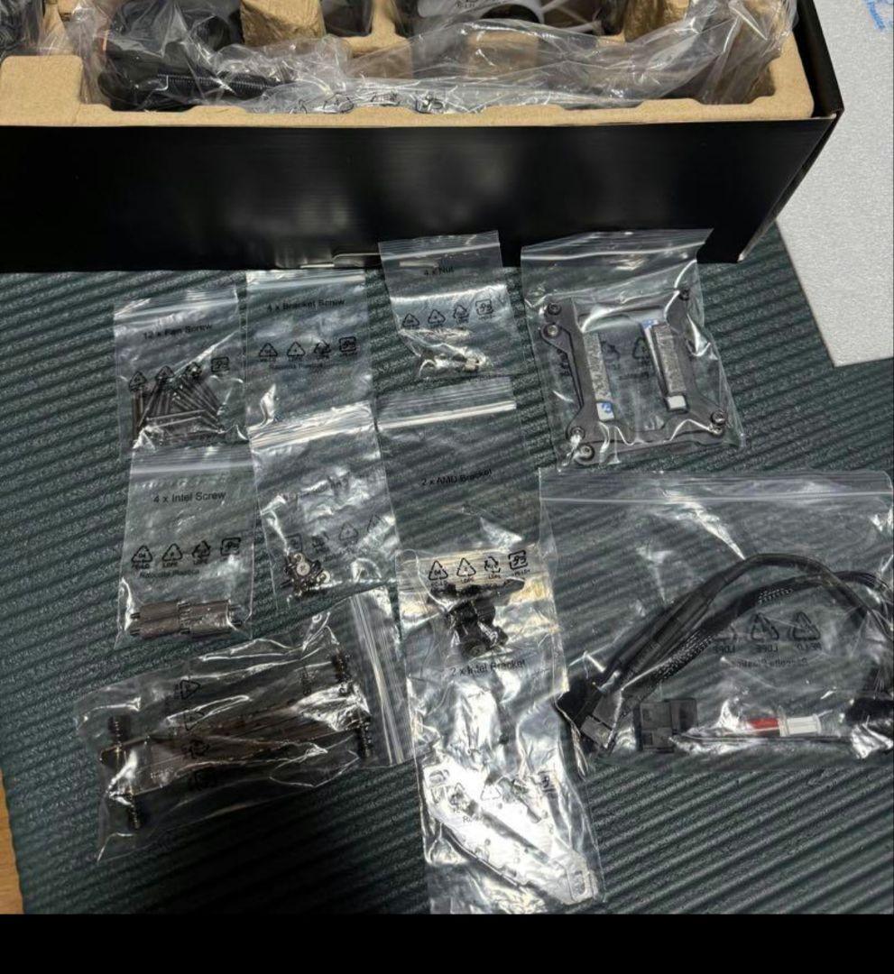 MSI MAG CORELIQUID E360 簡易水冷CPUクーラー