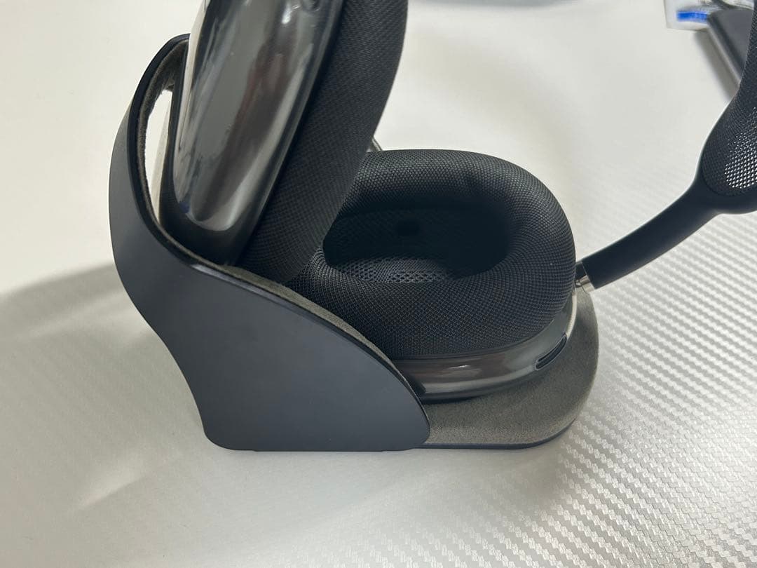 AirPods MAX 保護ケース付き