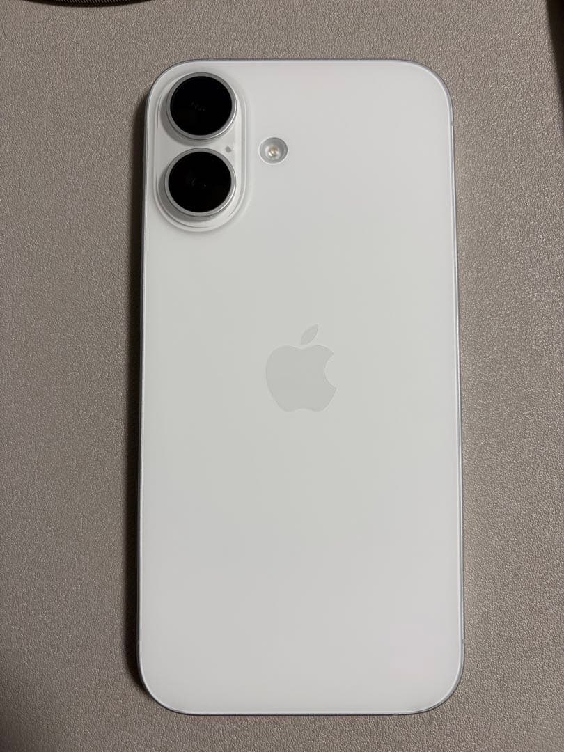 iPhone16 128GBホワイトSIMフリー