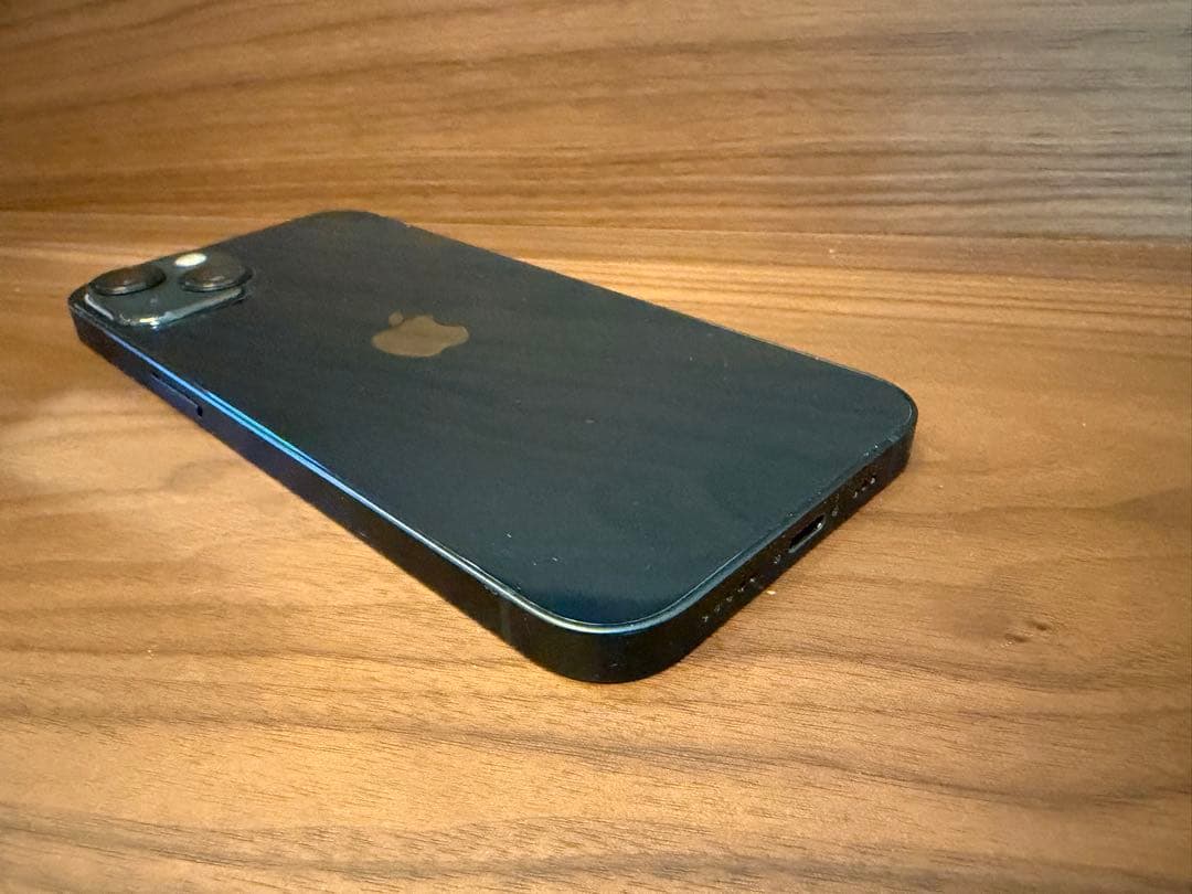 Apple iPhone 13 256GB ミッドナイト