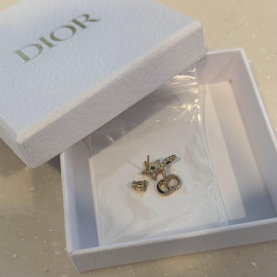 Dior ゴールド ピアス(片耳用) 右耳