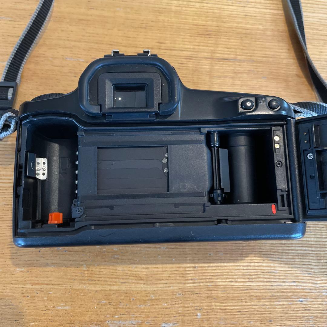 フィルムカメラCanon EOS 1000S