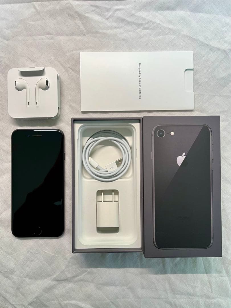 Apple iPhone 8 Space Gray 256GB SIMフリー