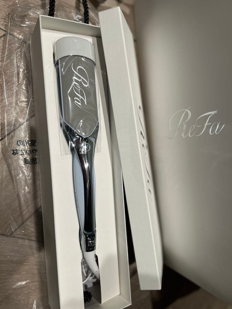 ReFa ヘアアイロン　リファパワーストレートアイロン プロ 幅広
