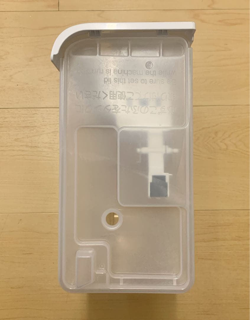 ゾフィー様　三菱電機　衣類乾燥除湿機 SARARI（サラリ）　MJ-M100NX